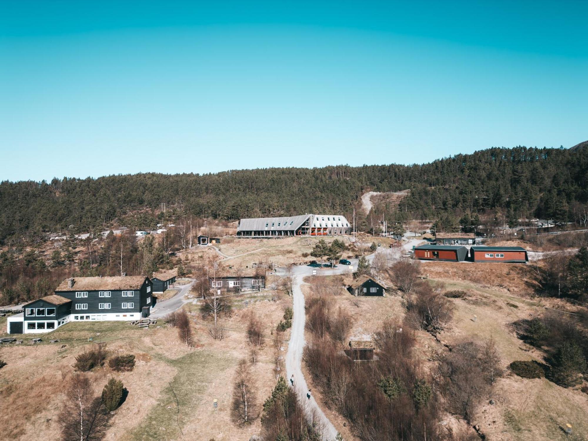 ホテル Hikers Camp, Part Of Preikestolen Basecamp Jørpeland エクステリア 写真